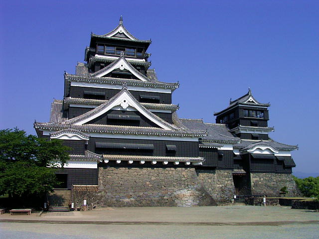 http://all-castles.com/media/img/castles/Kumamotojo1.jpg